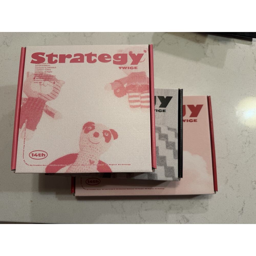 K-Pop CD Twice - 14th Mini Album 'STRATEGY' 3 Box Sets